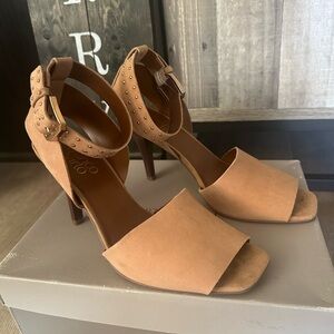 Franco Sarto Tan Heels